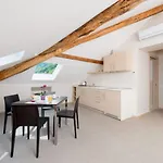 Helvetia Hotell Lezzeno