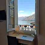 Helvetia Отель Лезено