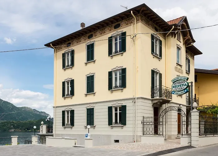 赫尔维蒂亚酒店 勒泽诺