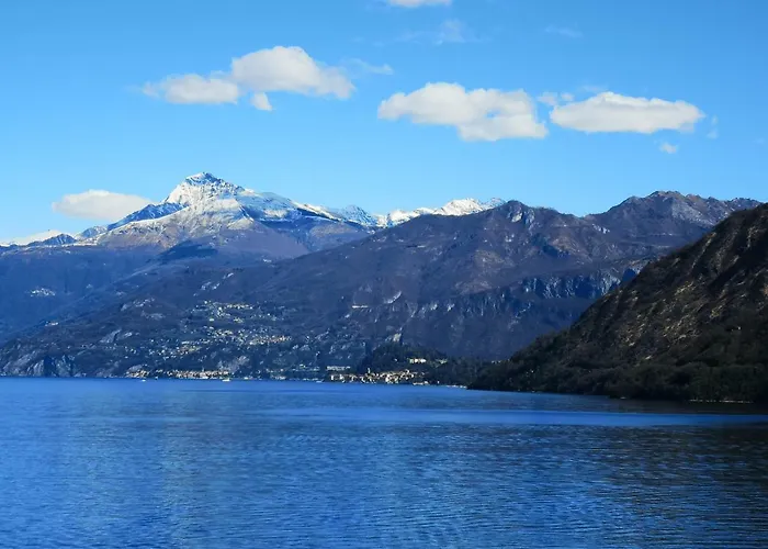 赫尔维蒂亚酒店 3* 勒泽诺