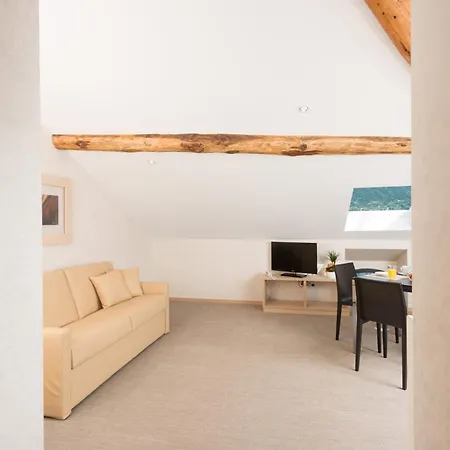 Helvetia 호텔 레체노